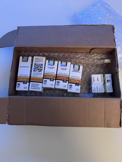 2022년 10월 24일 6356d1735d912 주문